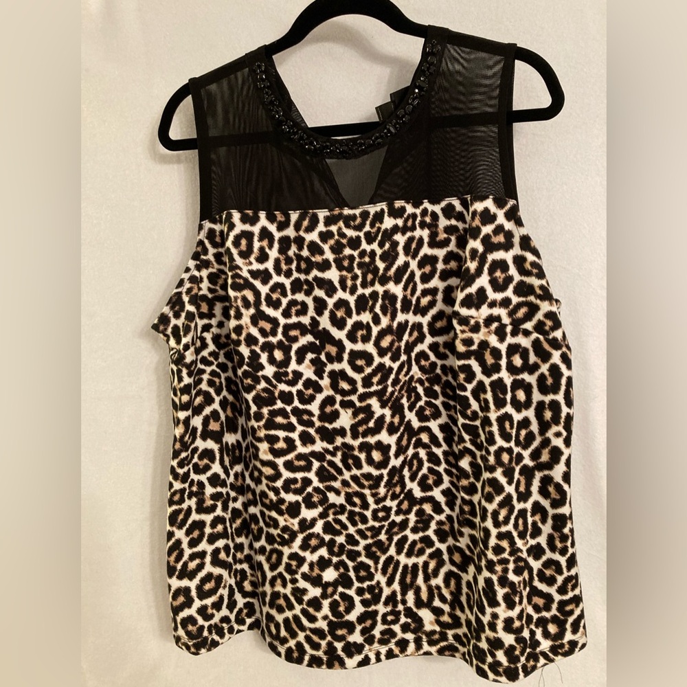 Worthington Ruffled Graphic Blouse in Black and Brown